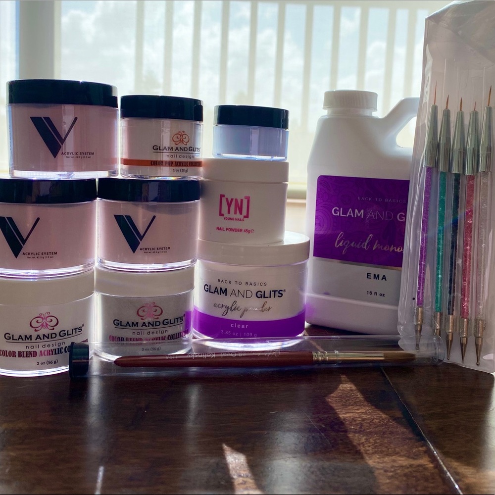 Acrylic nail kit